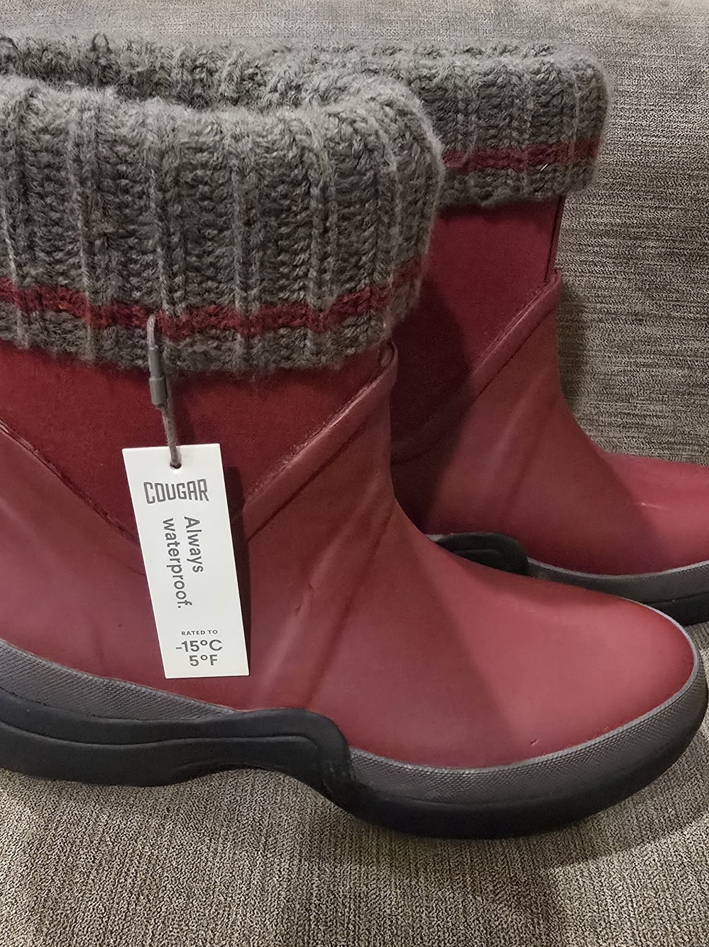 NWT Cougar Red Winter Rain Boots with Gray Knit Cuff Size 7